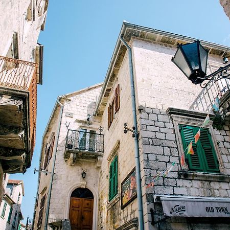 D & Sons Apartments Kotor Eksteriør billede