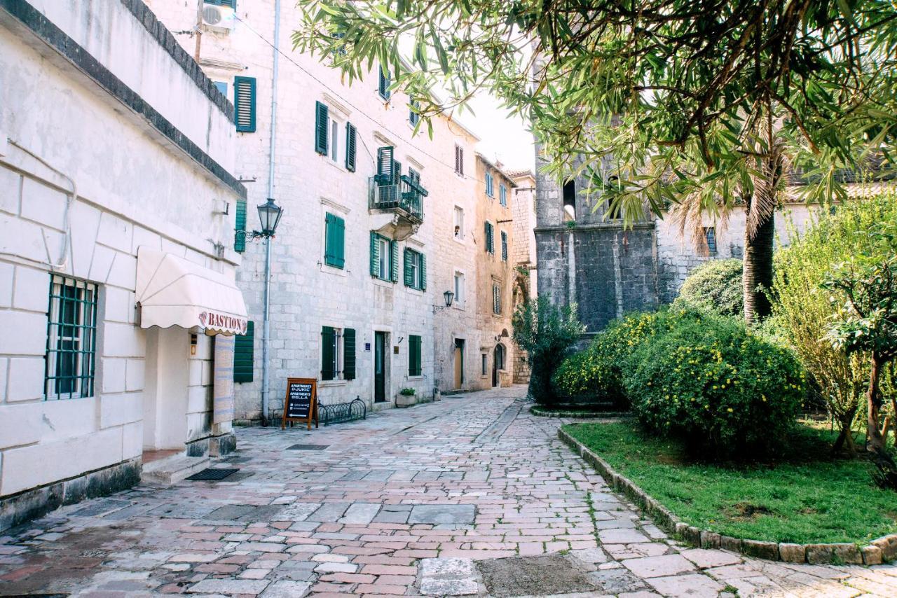 D & Sons Apartments Kotor Eksteriør billede